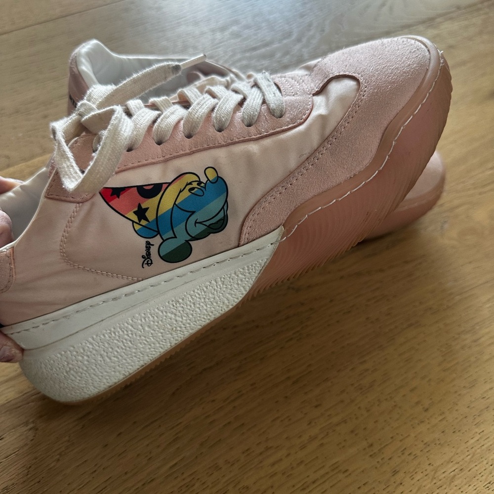 Stella McCartney x Disney sneakers size 8